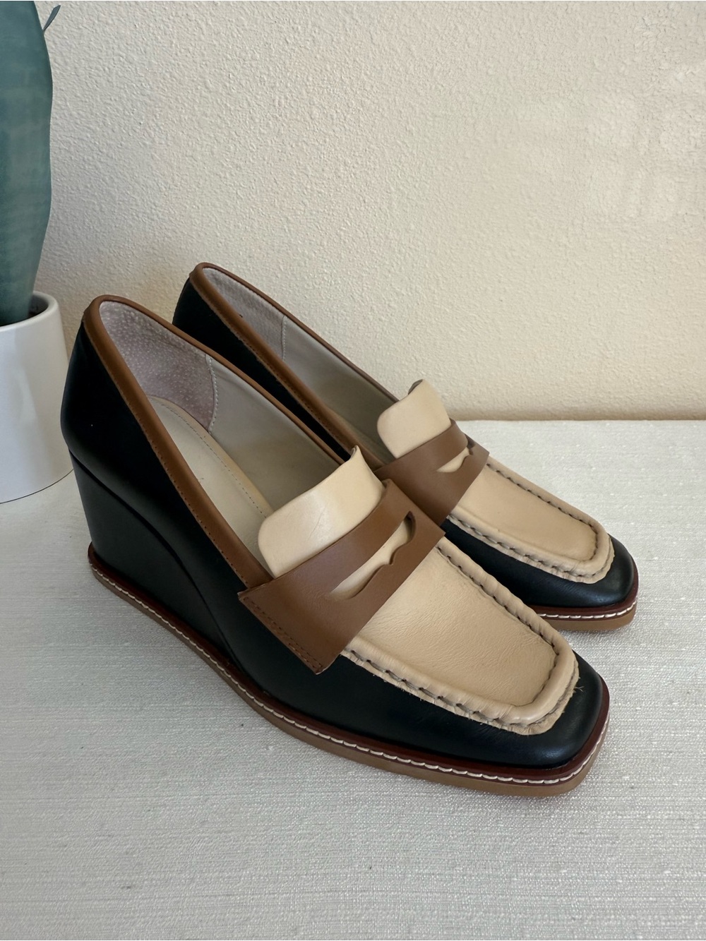 New Sanctuary Clever Leather Two-Tone Wedge Penny Loafer - Navy, Brown & Cream